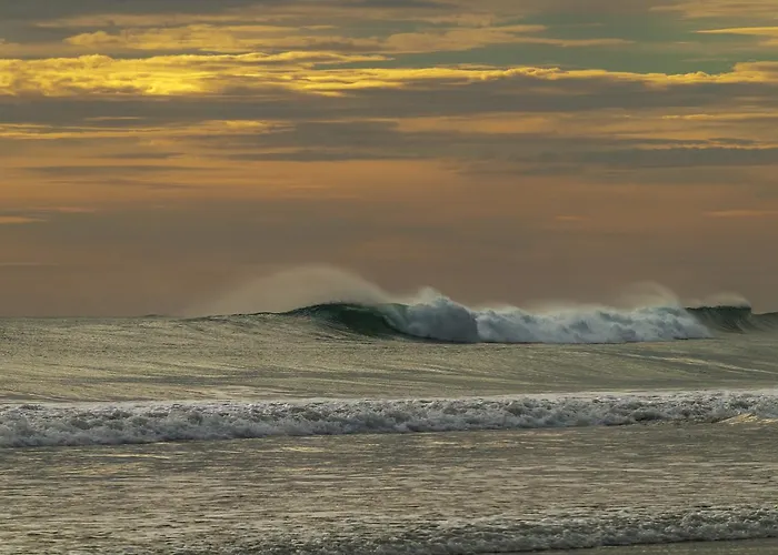 Rapture Surfcamps Costa Rica * Tamarindo